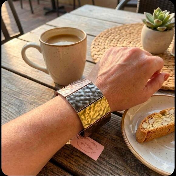 gerold miller Jewelry - NWT Garold C. Miller Mixed Metal Hammered Panel Stretch Cuff Bracelet ✨